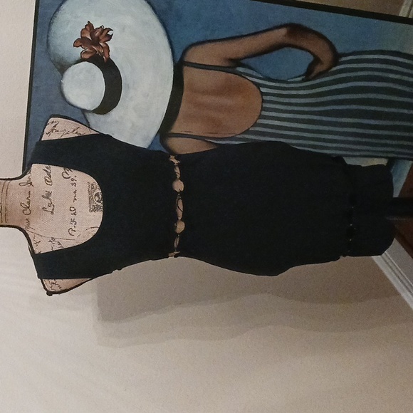 O ring Dress - Picture 2 of 5